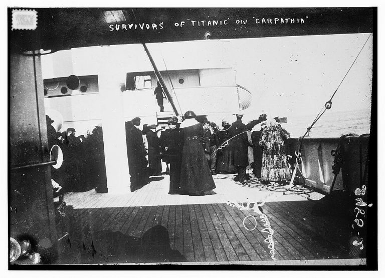 Titanic-Überlebende auf der Carpathia
